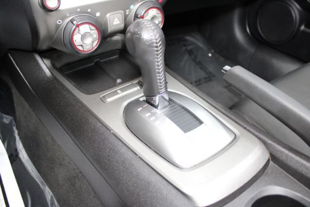 Used 2015 Chevrolet Camaro LT RWD image 16