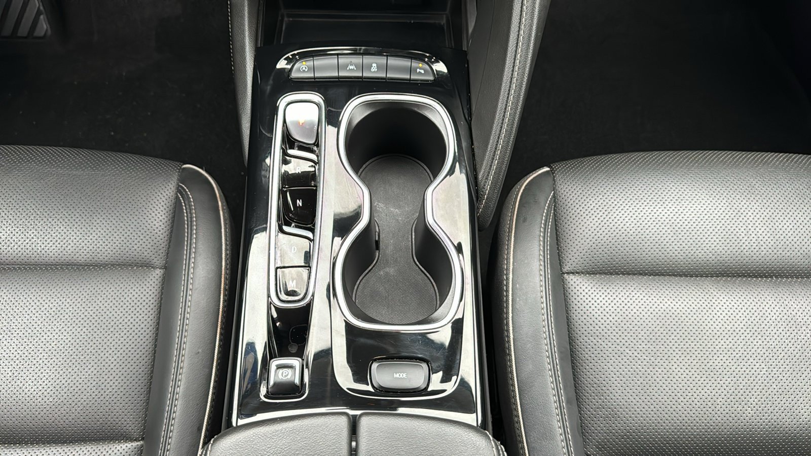 Used 2023 Buick Envision Essence FWD image 33