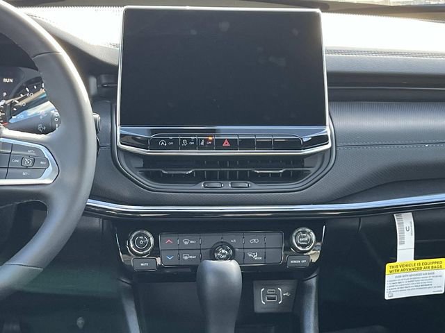 New 2026 Jeep Compass Latitude AWD/4WD image 15