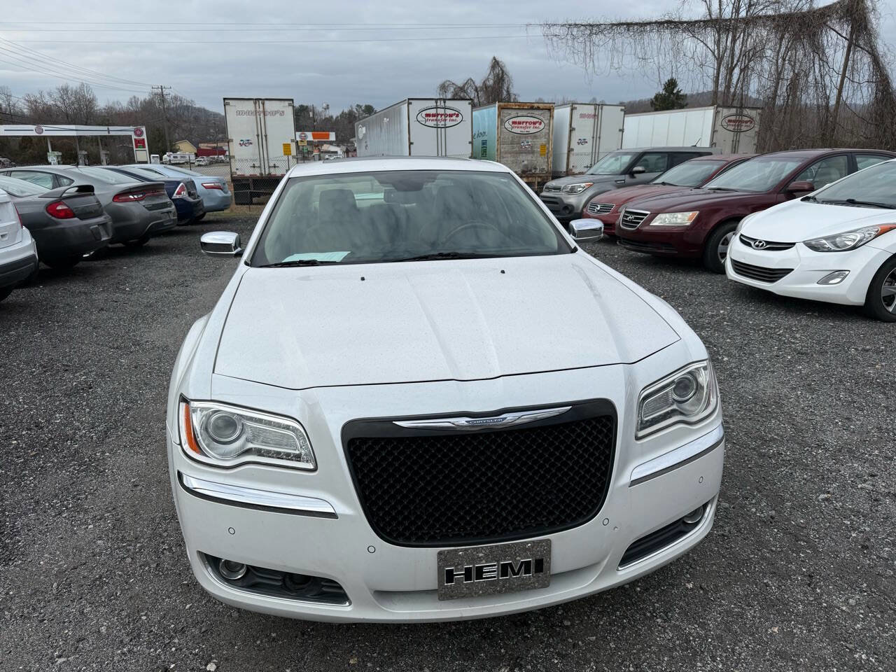 Used 2011 Chrysler 300 C image 5