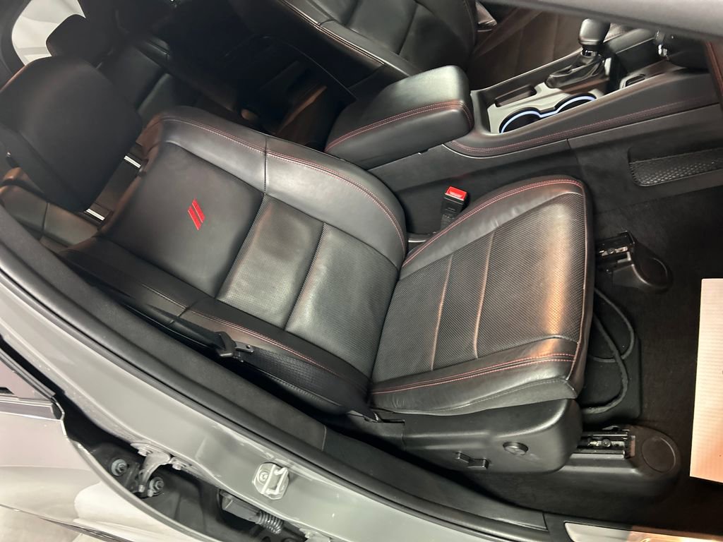 Used 2025 Dodge Durango GT image 27