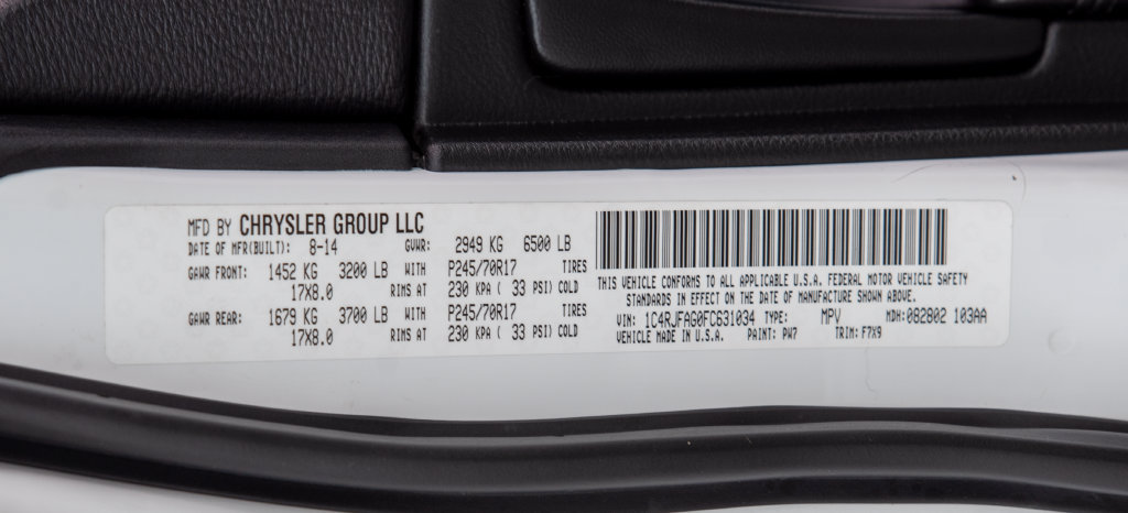 Used 2015 Jeep Grand Cherokee Laredo w/ Quick Order Package 23E AWD/4WD image 12