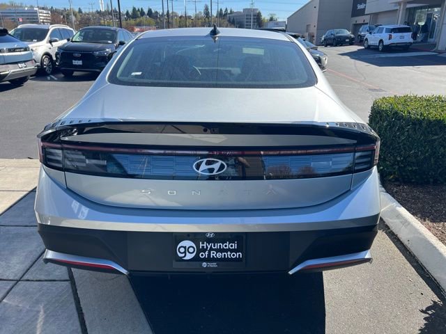 New 2026 Hyundai Sonata SE FWD image 8
