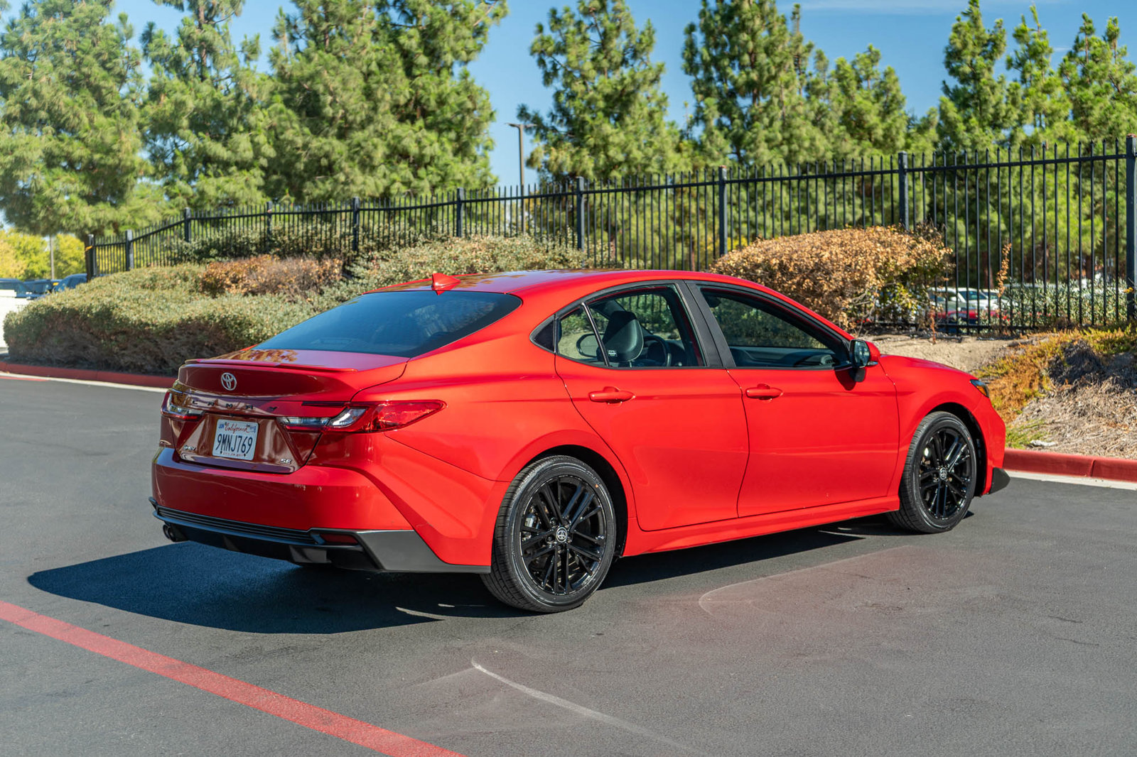 Certified 2025 Toyota Camry SE FWD image 12