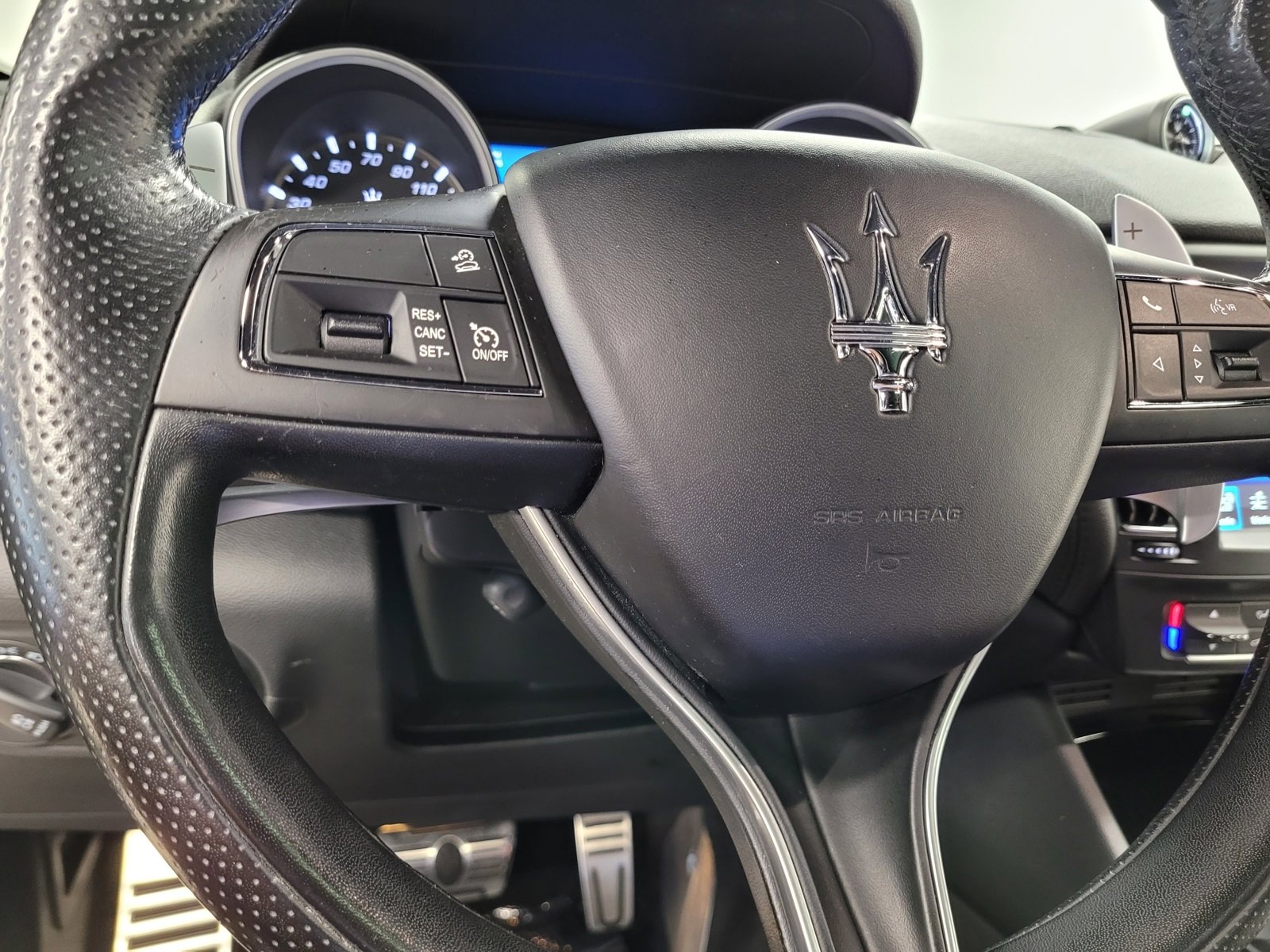 Used 2018 Maserati Levante GranSport image 25