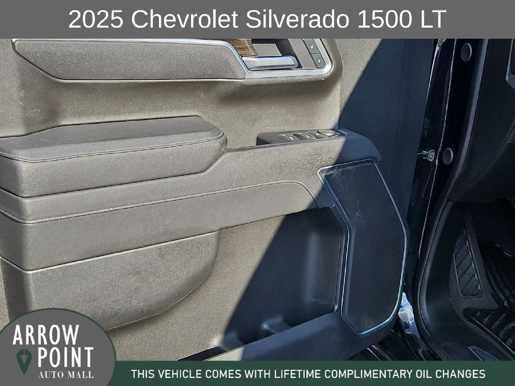 Used 2025 Chevrolet Silverado 1500 LT RWD image 21