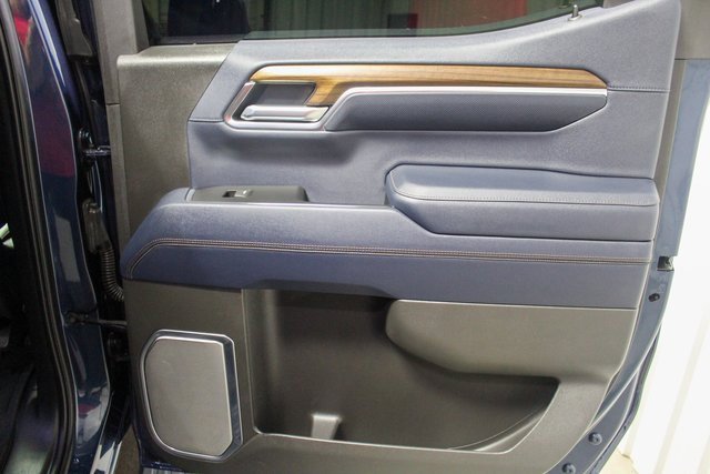 Used 2022 Chevrolet Silverado 1500 High Country w/ Max Trailering Package image 16