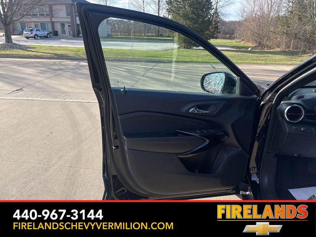 New 2026 Chevrolet Trax RS w/ Driver Confidence Package image 13