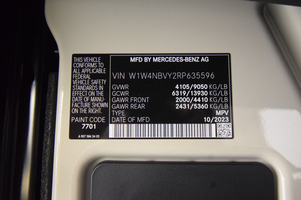Used 2024 Mercedes-Benz Sprinter 2500 image 27