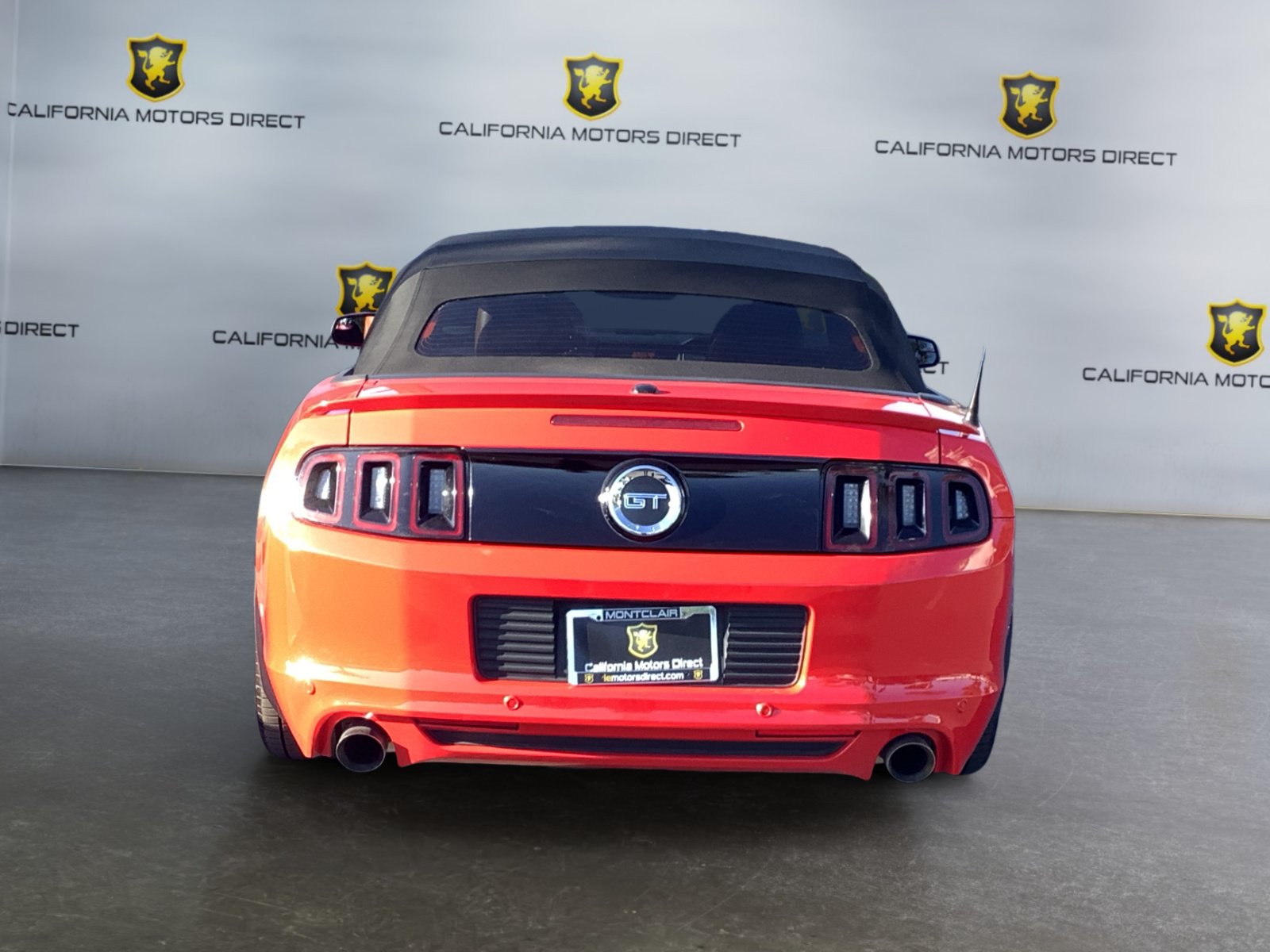 Used 2013 Ford Mustang GT Premium w/ Security Pkg RWD image 4