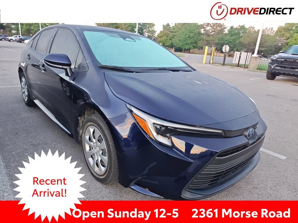 Used 2024 Toyota Corolla LE FWD image 1
