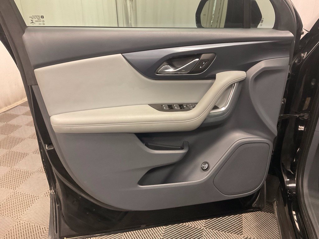 Used 2019 Chevrolet Blazer LT FWD image 15