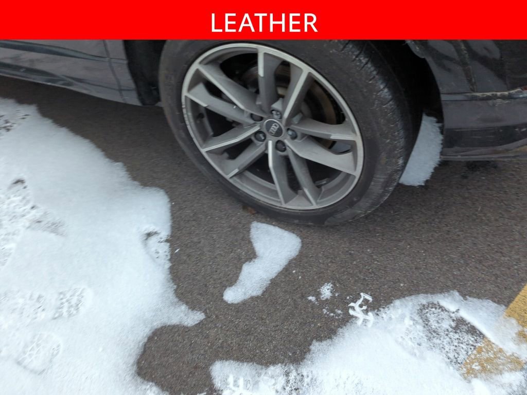 Used 2022 Audi Q3 2.0T Premium Plus w/ Premium Plus Package image 5