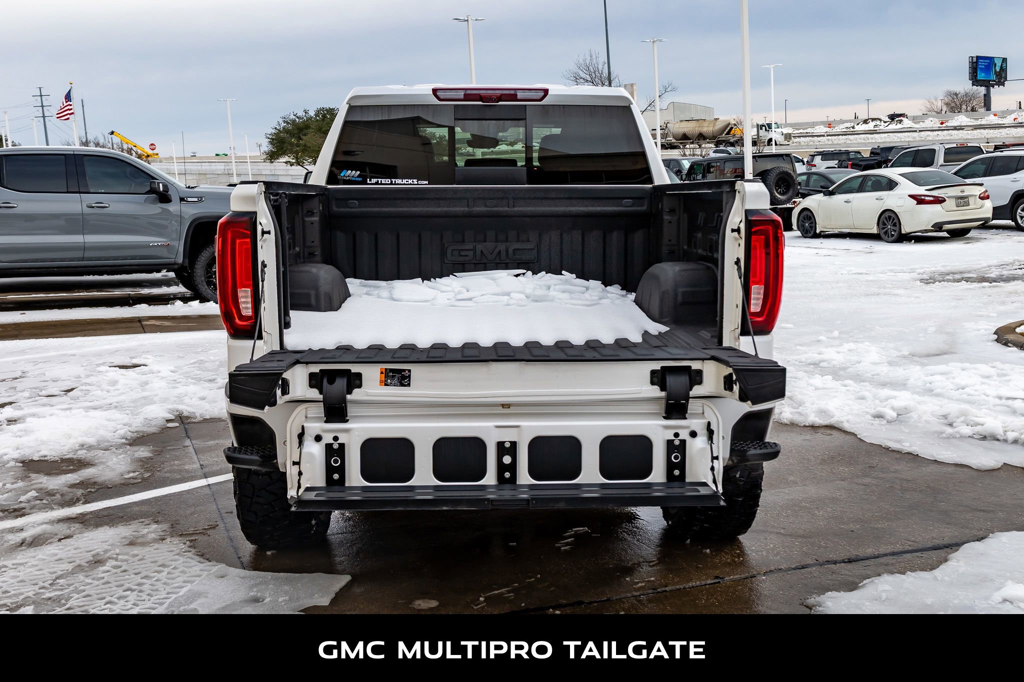 Used 2025 GMC Sierra 1500 Denali image 9