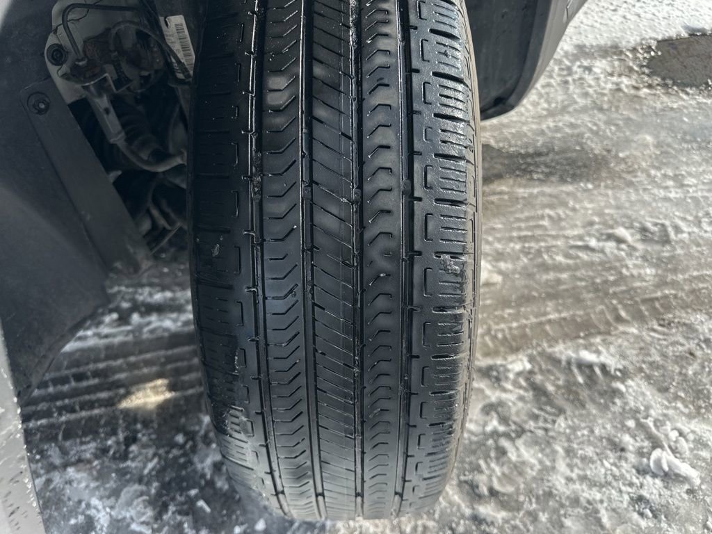 Used 2022 Jeep Renegade Latitude w/ Convenience Group image 38