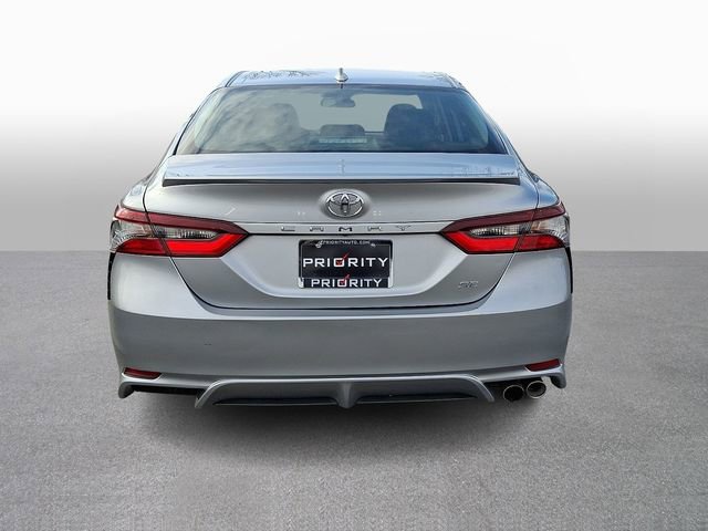 Used 2023 Toyota Camry SE image 5