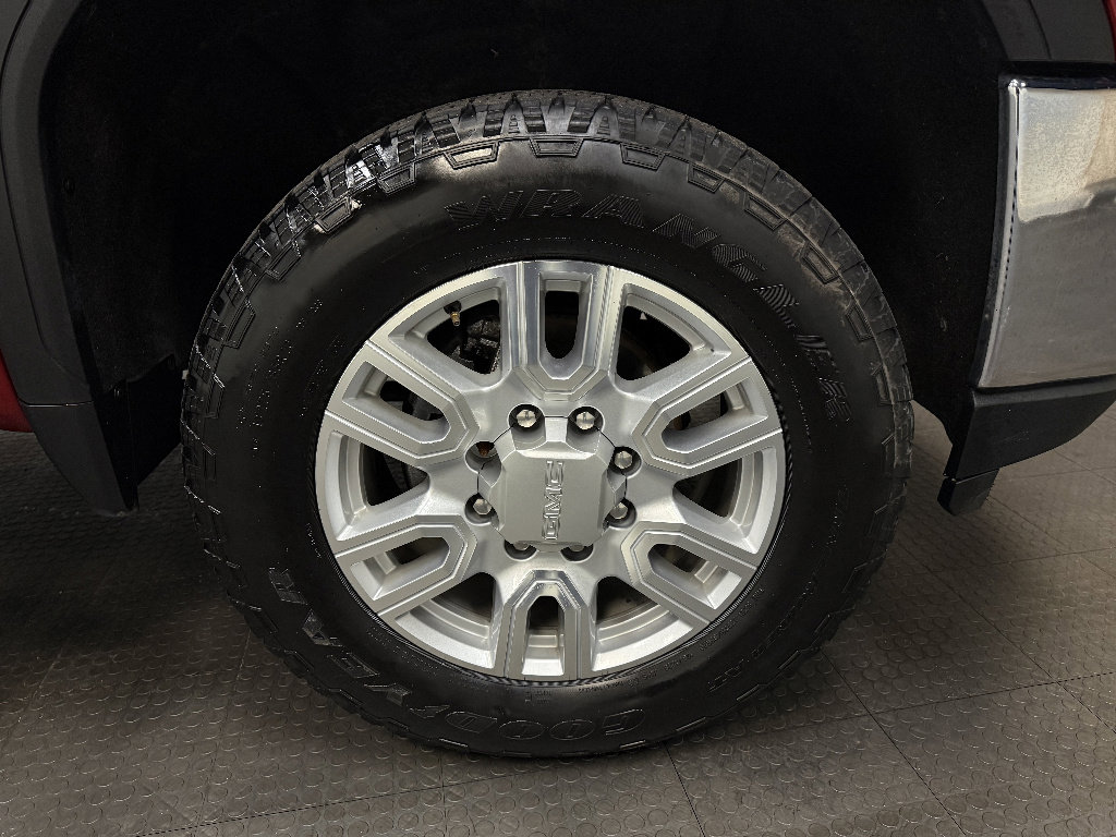 Used 2020 GMC Sierra 2500 SLT w/ SLT Premium Plus Package AWD/4WD image 12