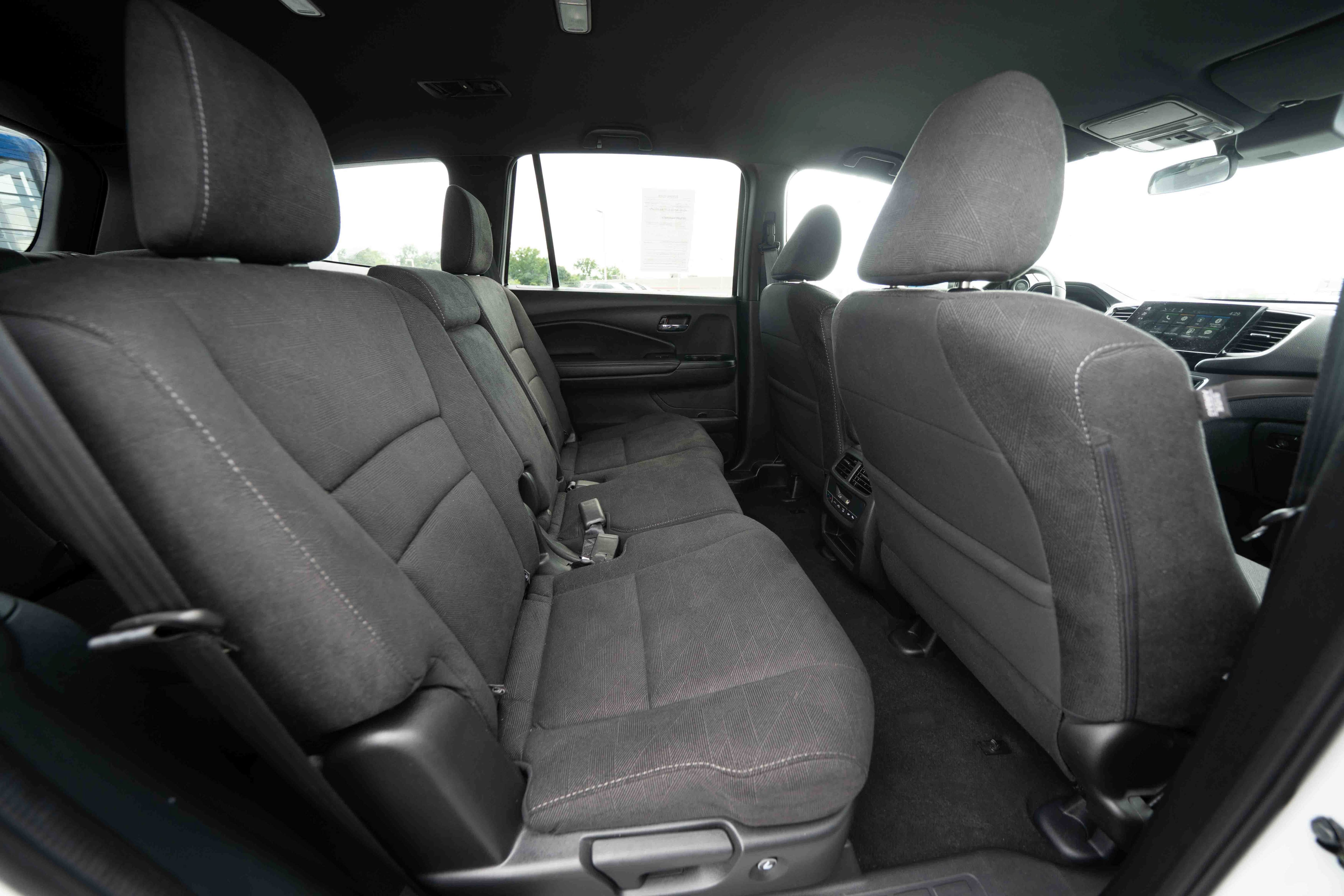 Used 2022 Honda Pilot Sport image 25