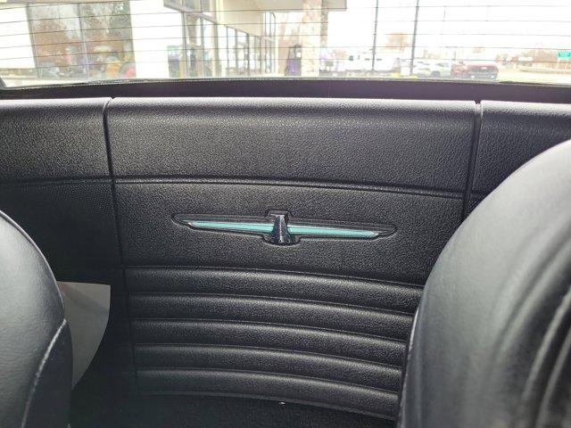 Used 2003 Ford Thunderbird Deluxe image 30