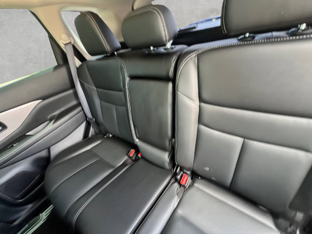 Used 2023 Nissan Murano SL w/ Cargo Package FWD image 22