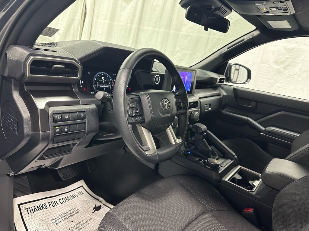 Used 2025 Toyota 4Runner SR5 image 15