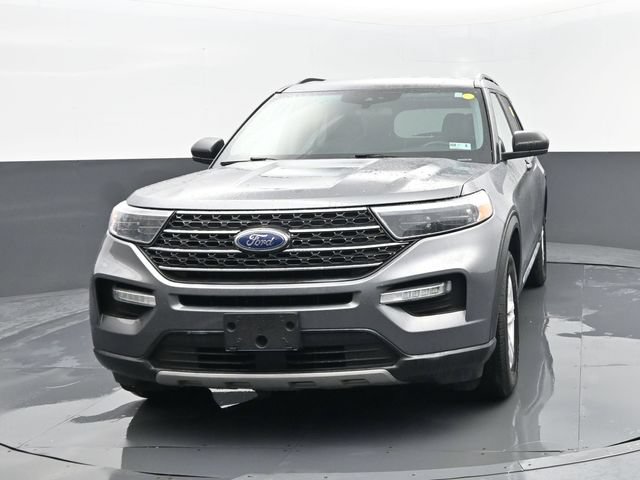 Used 2022 Ford Explorer XLT w/ Equipment Group 202A AWD/4WD image 24