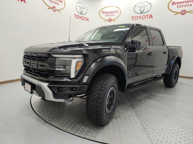 Used 2025 Ford F150 Raptor image 2