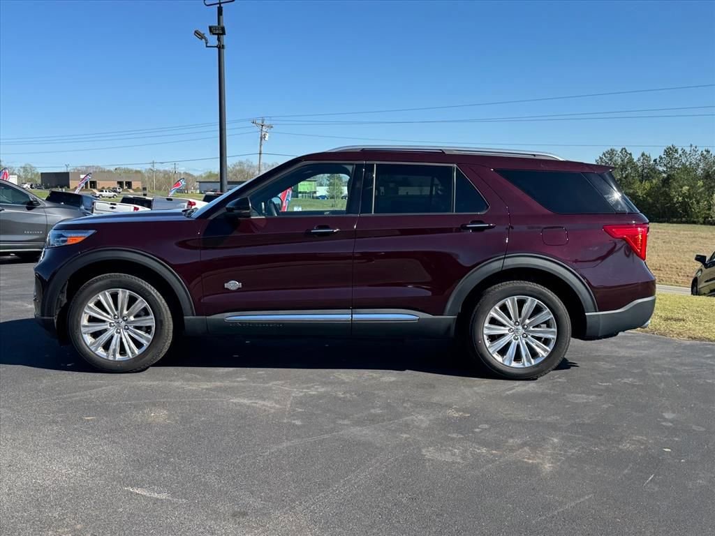 Used 2023 Ford Explorer King Ranch w/ Premium Technology Package image 6