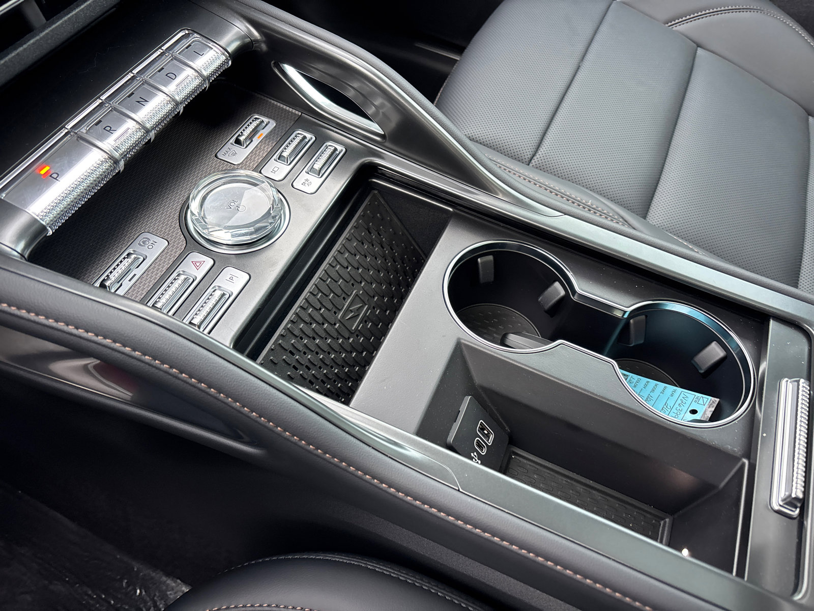 New 2026 Lincoln Nautilus Premier w/ Equipment Group 102A image 25