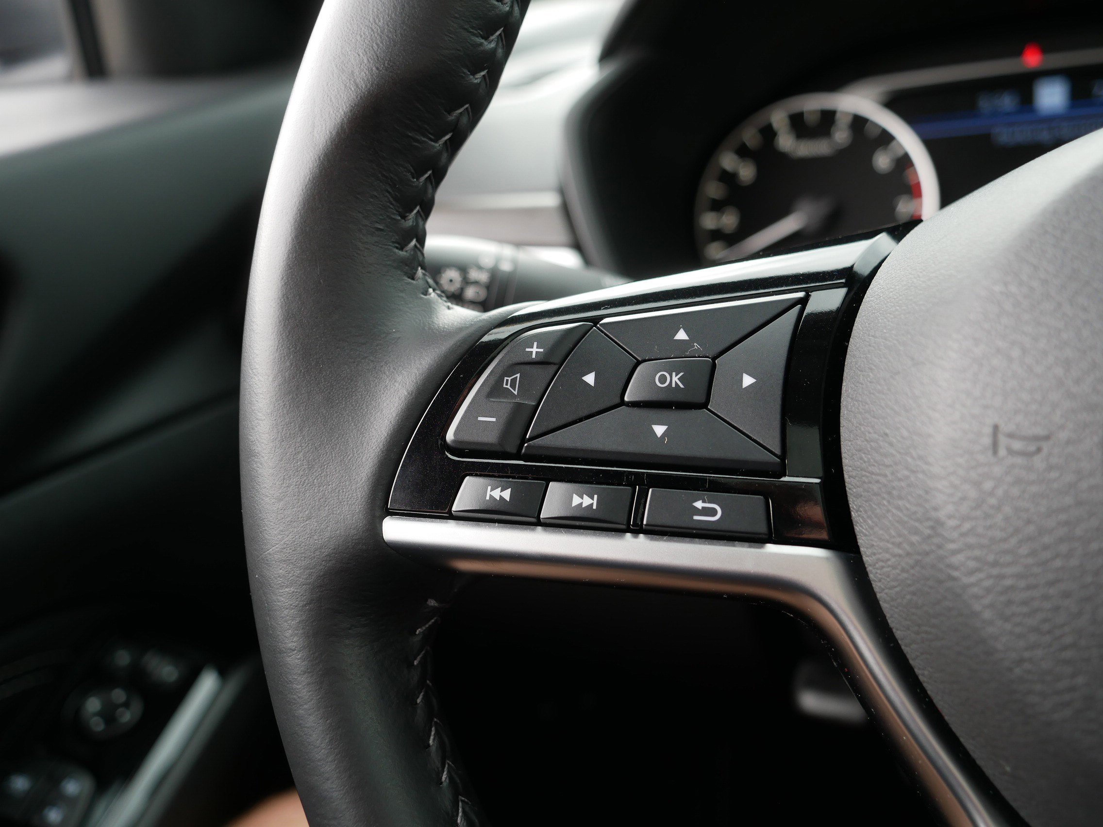 Certified 2023 Nissan Altima 2.5 SV w/ SV Premium Package AWD/4WD image 28