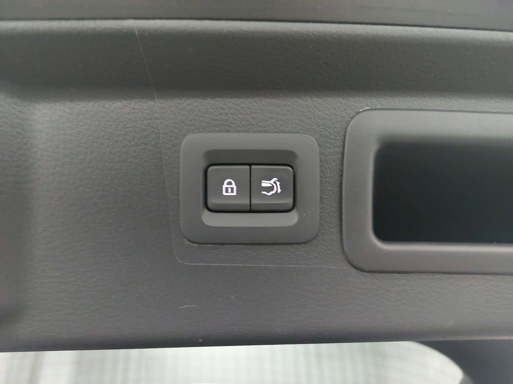 Used 2025 MAZDA CX-50 AWD 2.5 S w/ Preferred Package image 13