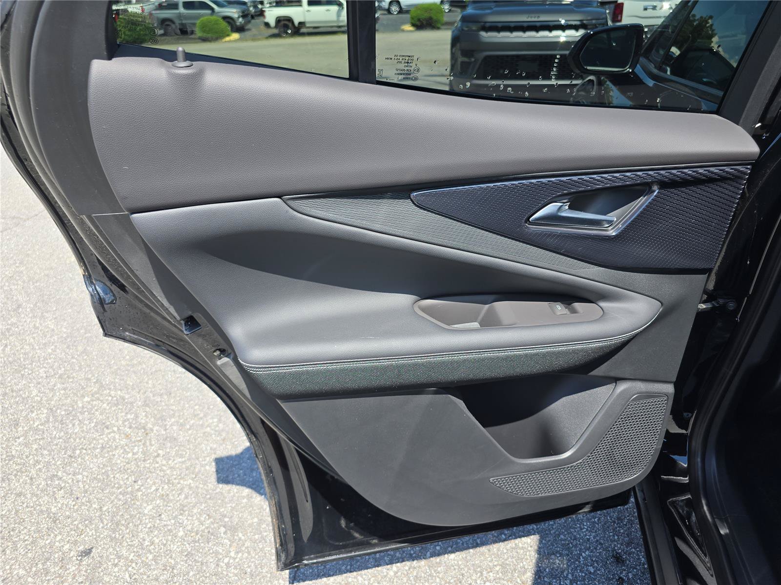 Used 2024 Chevrolet Blazer EV LT AWD/4WD image 13