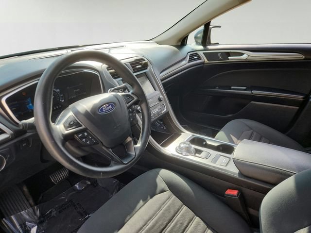 Used 2019 Ford Fusion SE FWD image 9