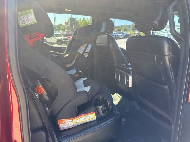 Used 2015 Ford F150 Lariat w/ Equipment Group 502A Luxury AWD/4WD image 38