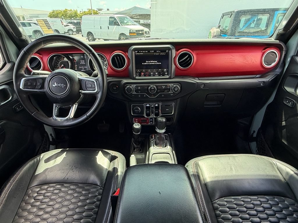 Used 2023 Jeep Gladiator Rubicon w/ Trailer Tow Package AWD/4WD image 14