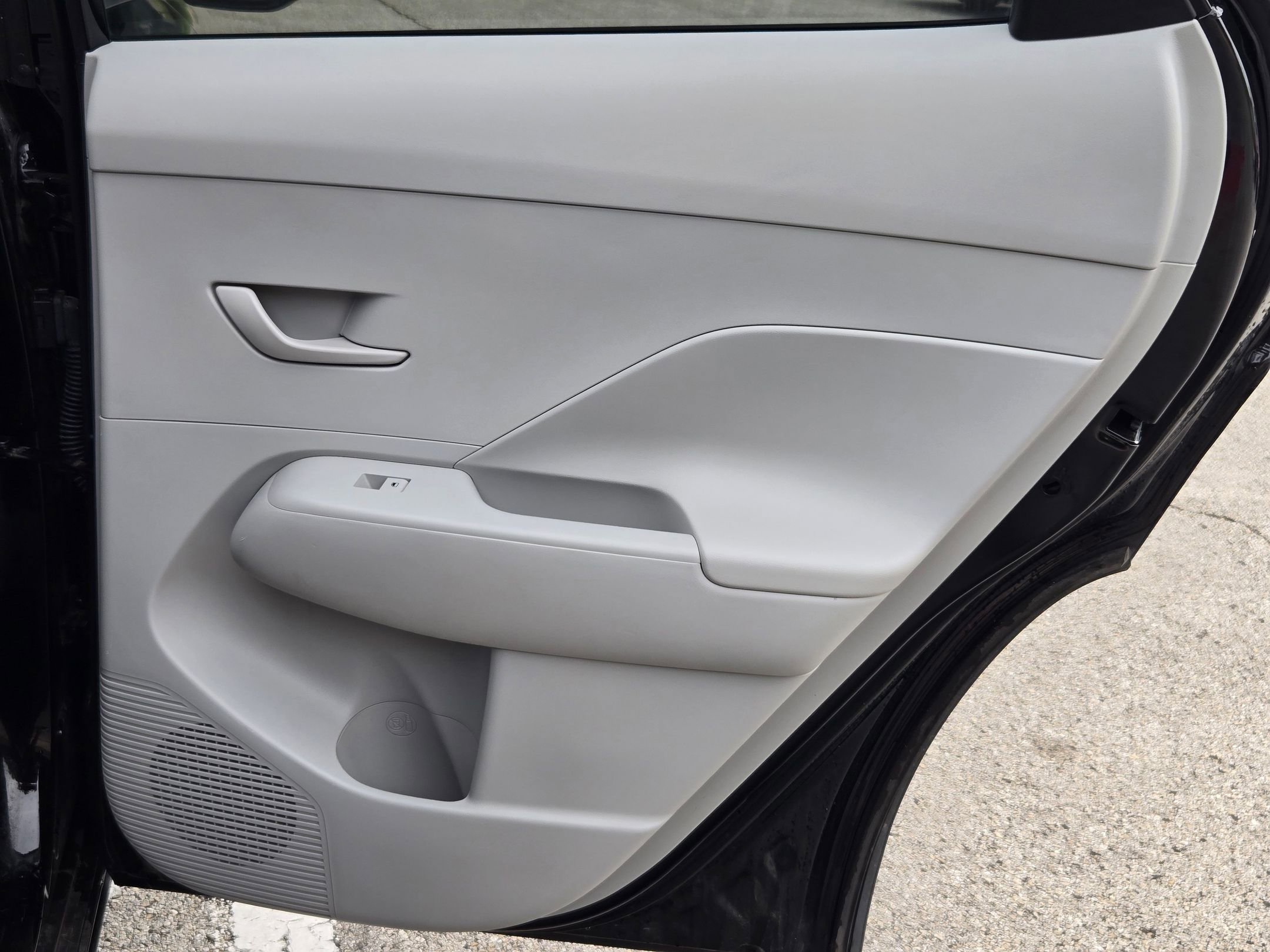 Used 2025 Hyundai Kona SEL FWD image 26