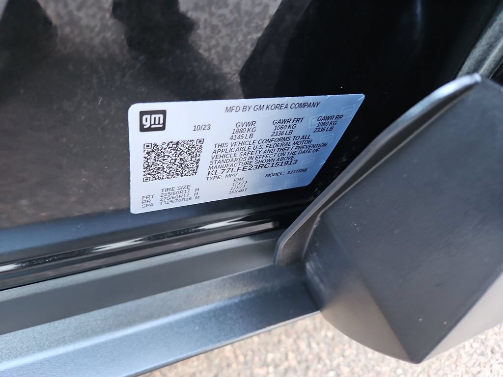 Used 2024 Chevrolet Trax LS FWD image 29