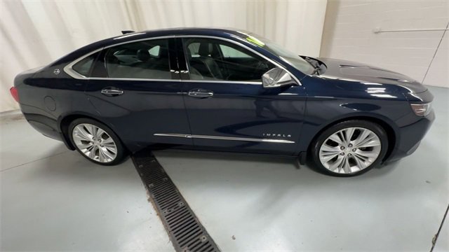 Used 2016 Chevrolet Impala LTZ w/ Enhanced Convenience Package image 9