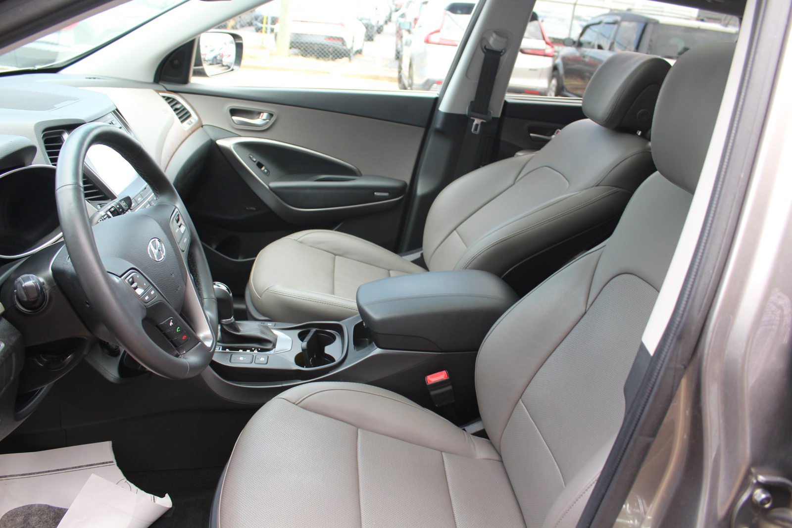 Used 2018 Hyundai Santa Fe Sport w/ 2.4L Tech Package 04 FWD image 24