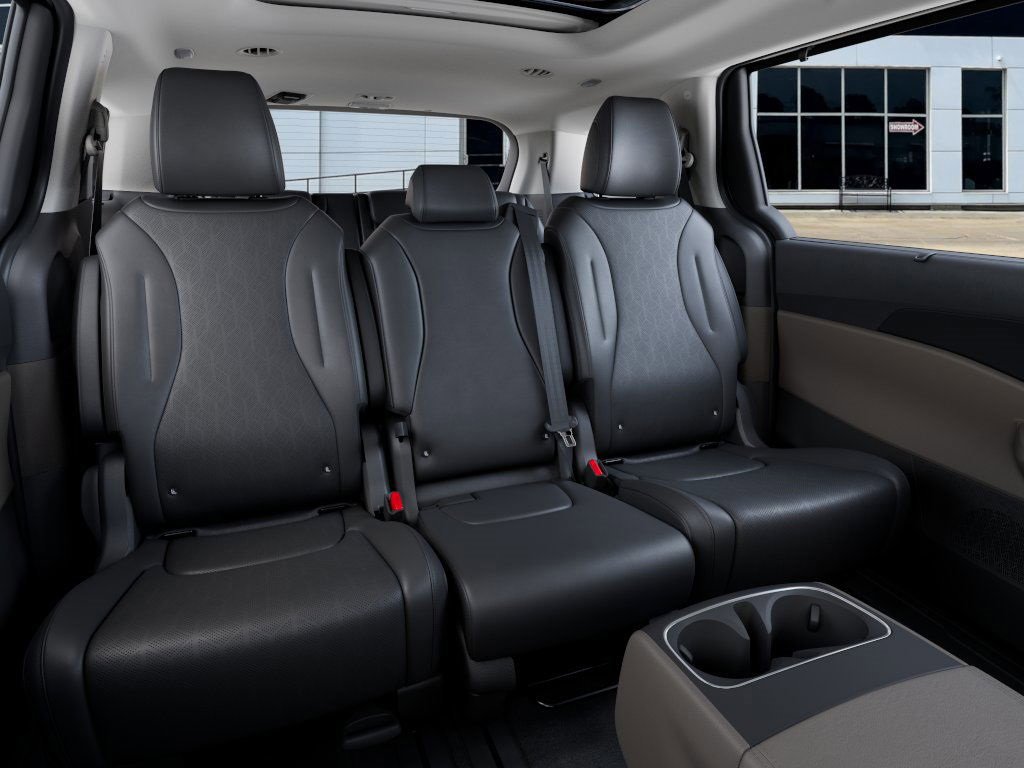 New 2026 Kia Carnival SX image 16