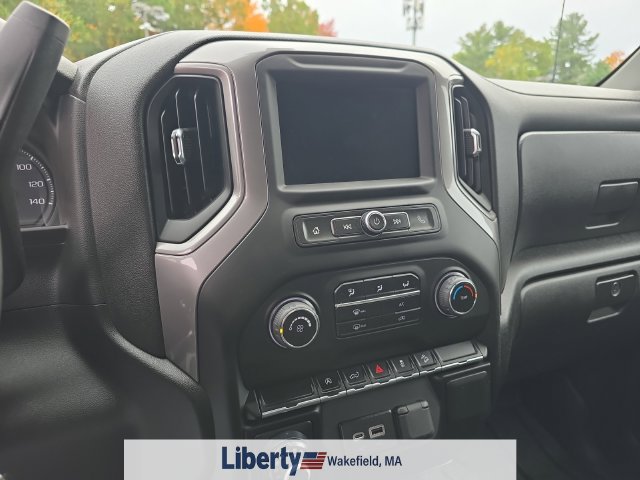 Used 2022 Chevrolet Silverado 1500 Custom Trail Boss w/ LPO, Dark Essentials Package AWD/4WD image 7
