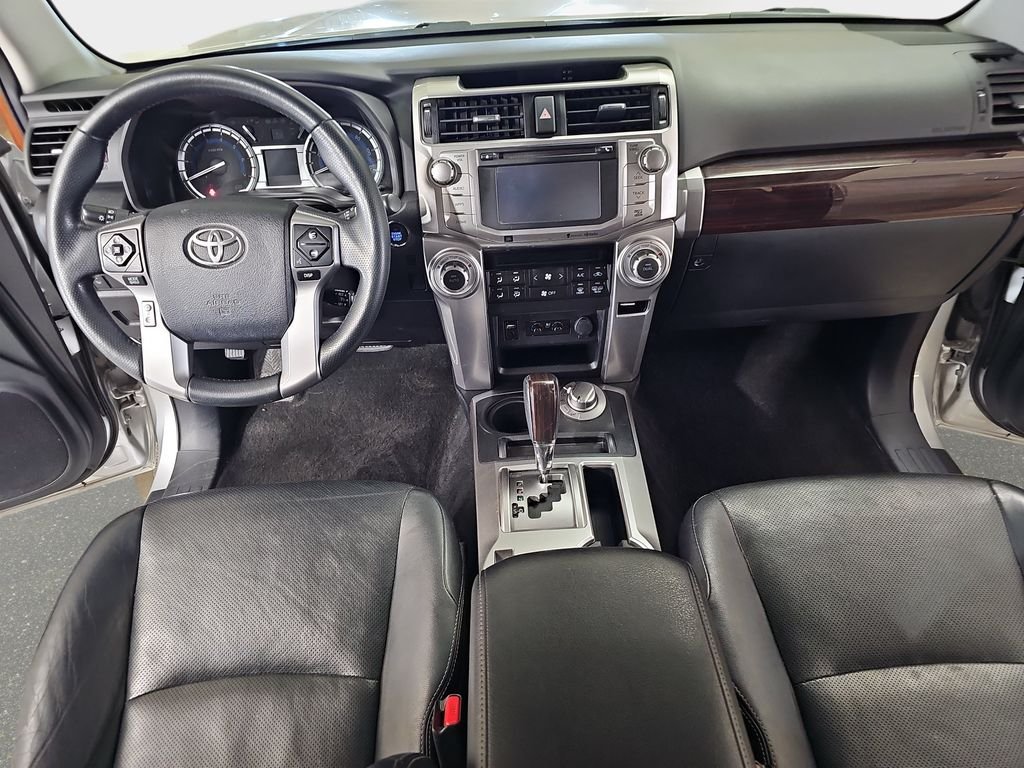 Used 2015 Toyota 4Runner Limited AWD/4WD image 10