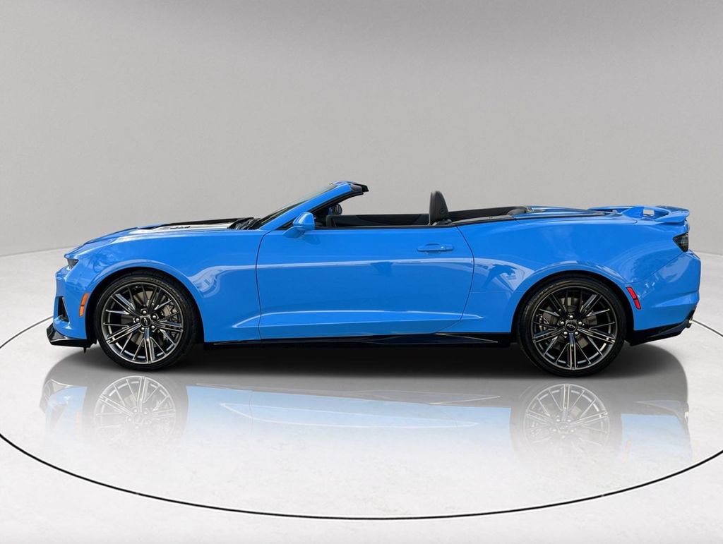 Used 2023 Chevrolet Camaro ZL1 RWD image 2