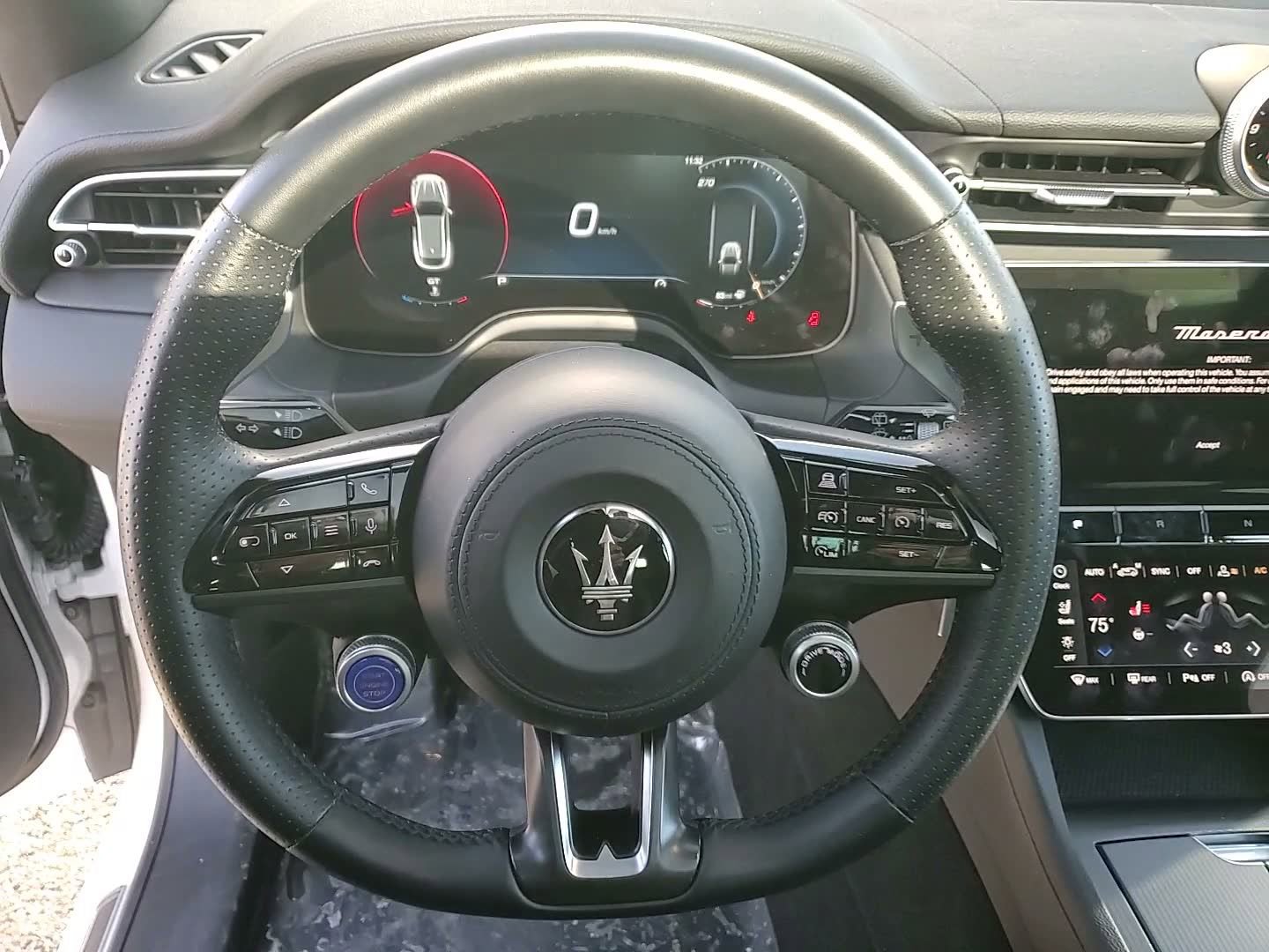 Certified 2024 Maserati Grecale GT image 23