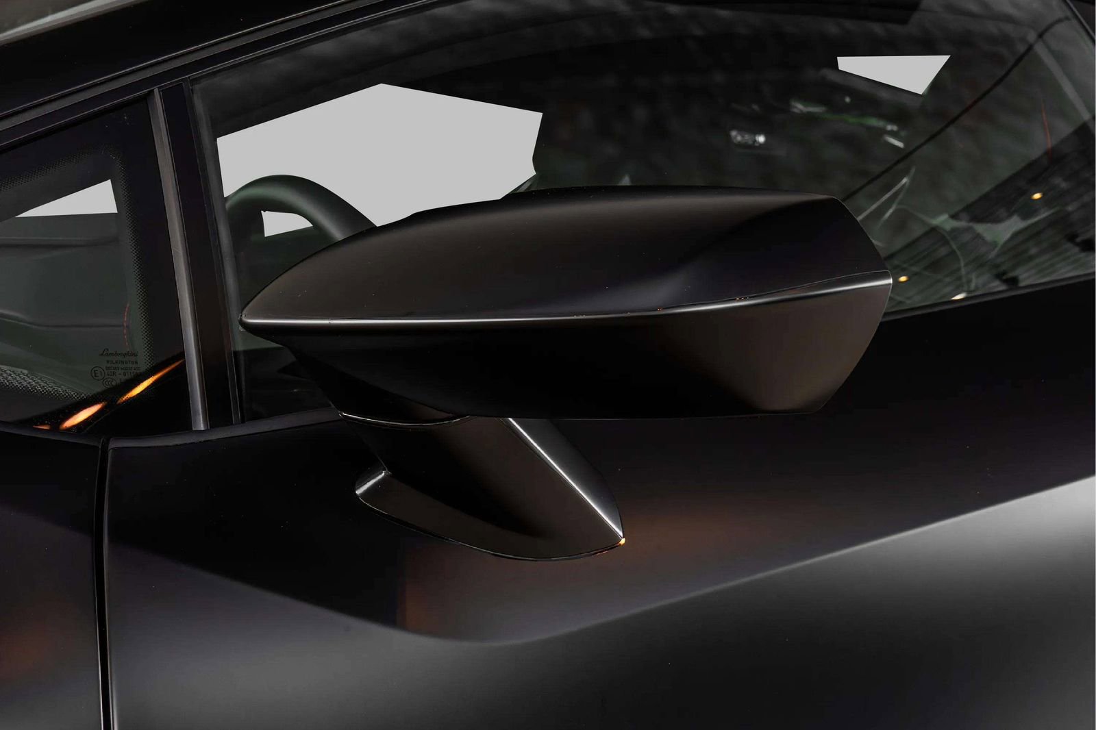Used 2023 Lamborghini Huracan EVO RWD image 57