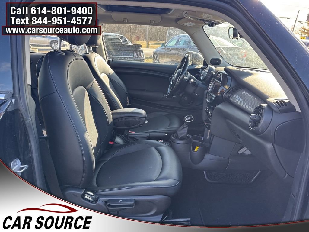 Used 2017 MINI Cooper 2-Door Hardtop image 33