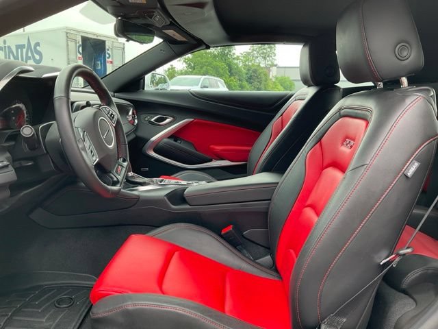 Used 2023 Chevrolet Camaro SS RWD image 2