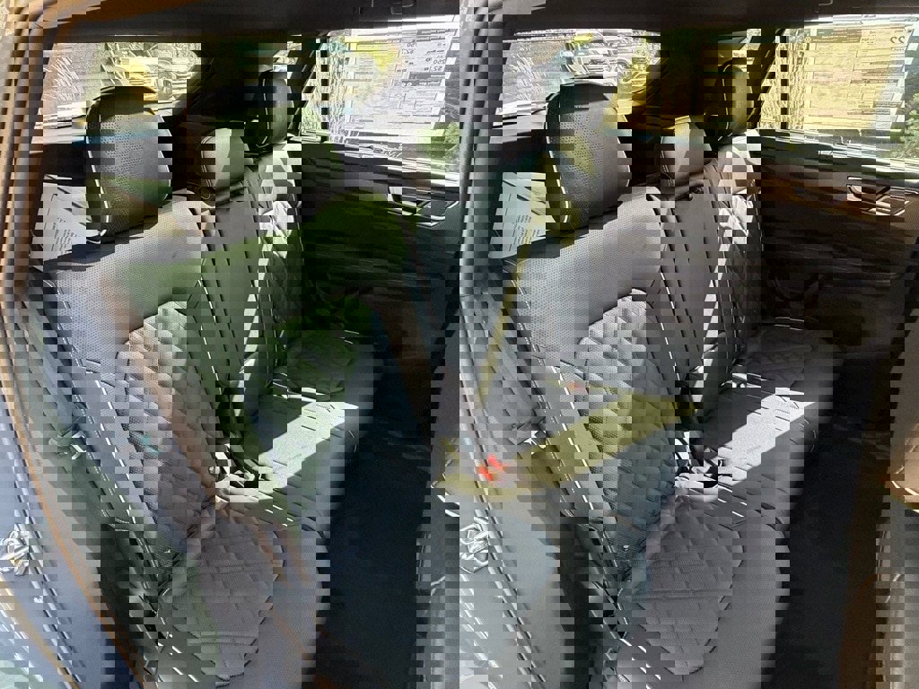 New 2026 Volkswagen Atlas Cross Sport SEL Premium R-Line image 15