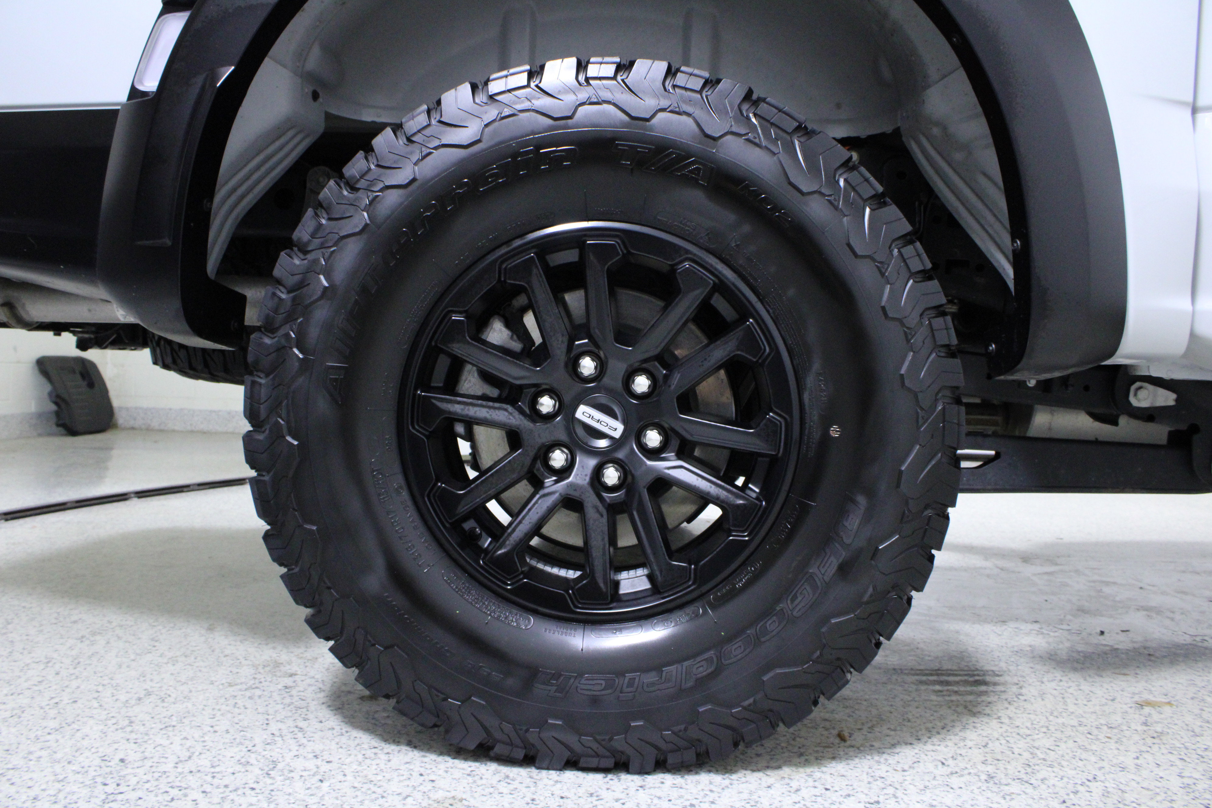 Used 2024 Ford F150 Raptor AWD/4WD image 8