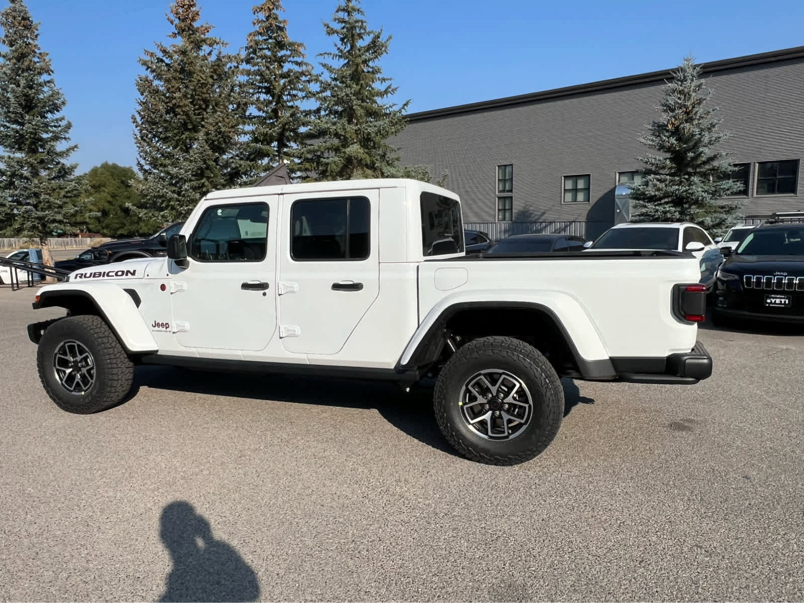New 2025 Jeep Gladiator Rubicon image 16